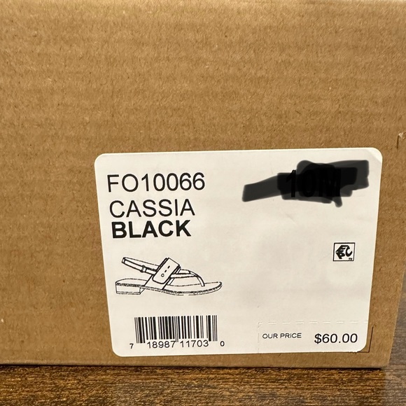 Frye and Co Black Cassia Adjustable Strap Flat Sandals NWT Various Sizes - Picture 8 of 8